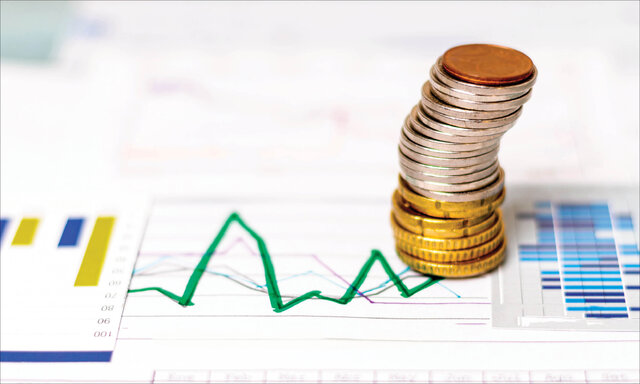 کاهش نرخ بهره بین بانکی پس از جنگ 